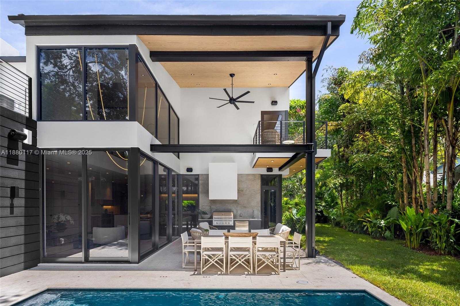 Small Image of 4024 BONITA AVE, Miami Number 85