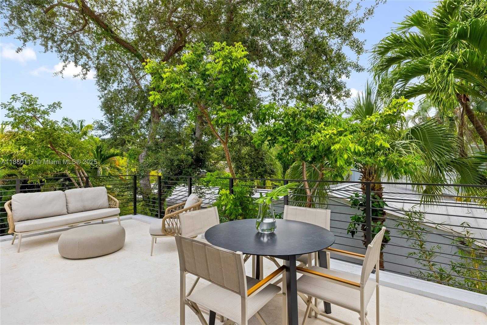 Small Image of 4024 BONITA AVE, Miami Number 91