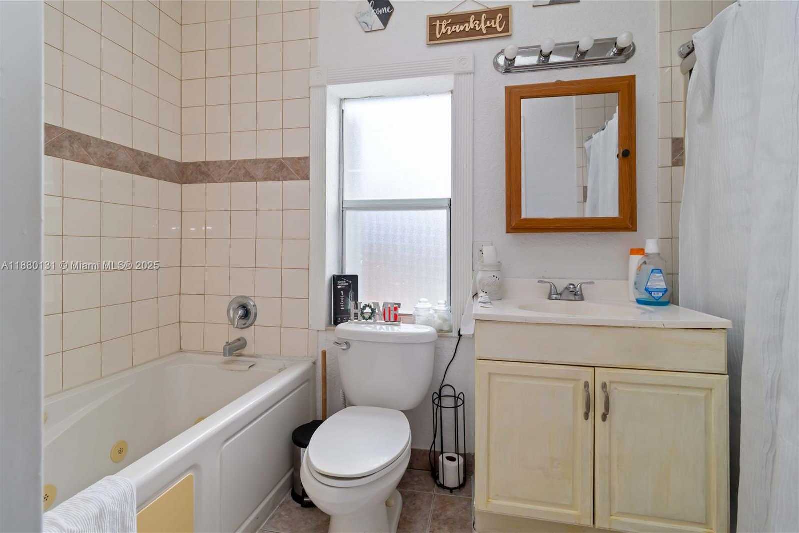 Small Image of 5740 LINCOLN ST, Hollywood Number 22