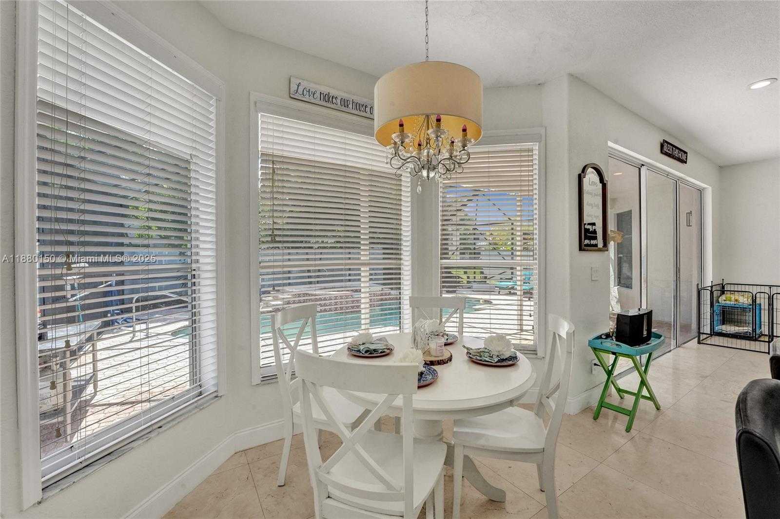 Small Image of 17946 SOUTH WEST 35TH DR, Miramar Number 11
