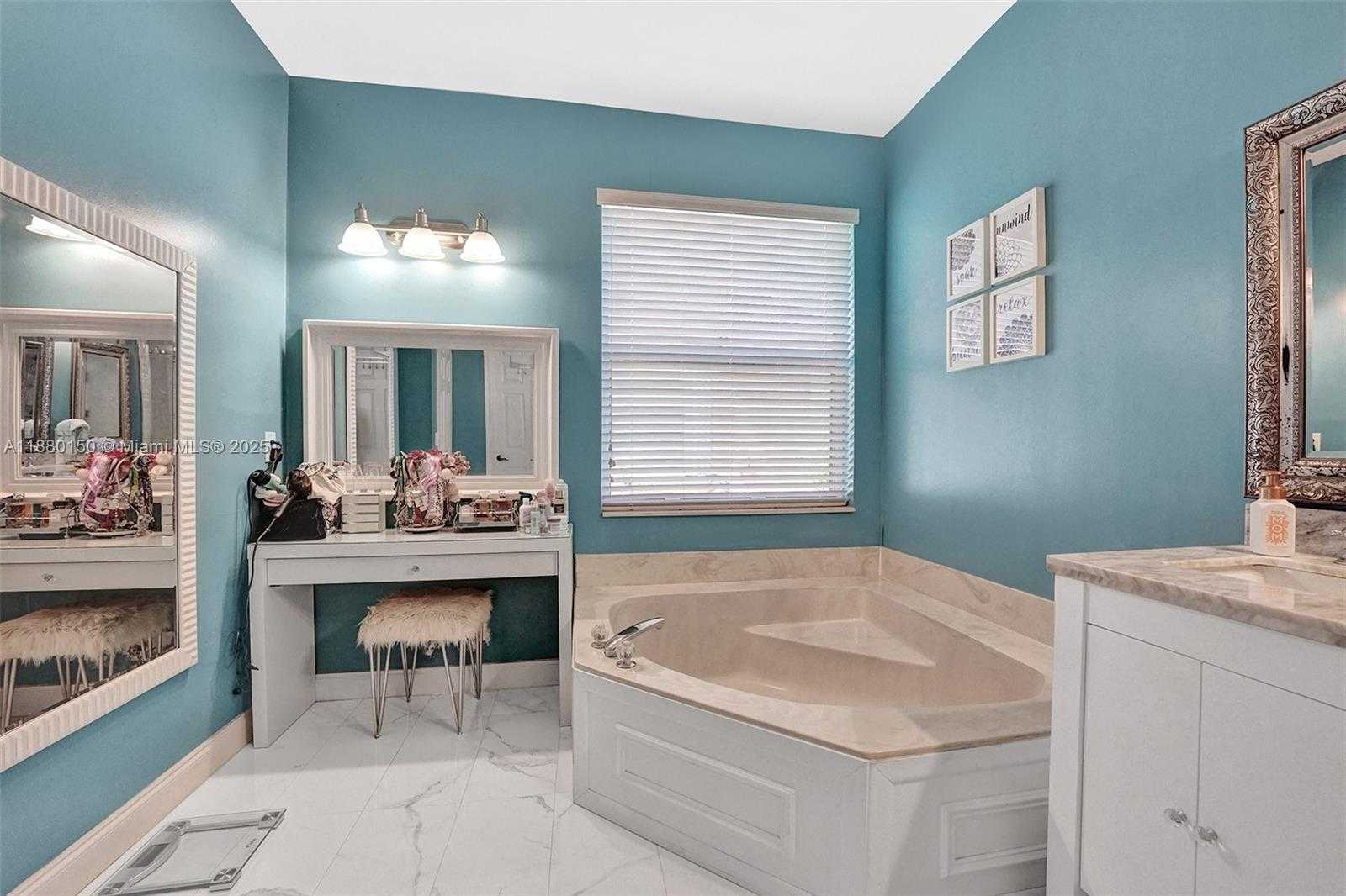 Small Image of 17946 SOUTH WEST 35TH DR, Miramar Number 21