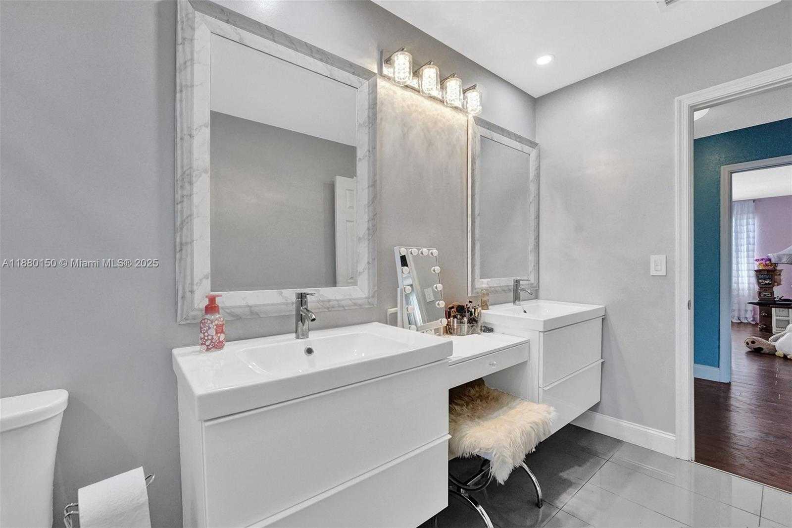 Small Image of 17946 SOUTH WEST 35TH DR, Miramar Number 40