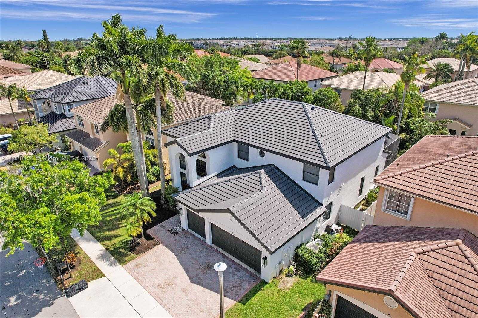 Small Image of 17946 SOUTH WEST 35TH DR, Miramar Number 50