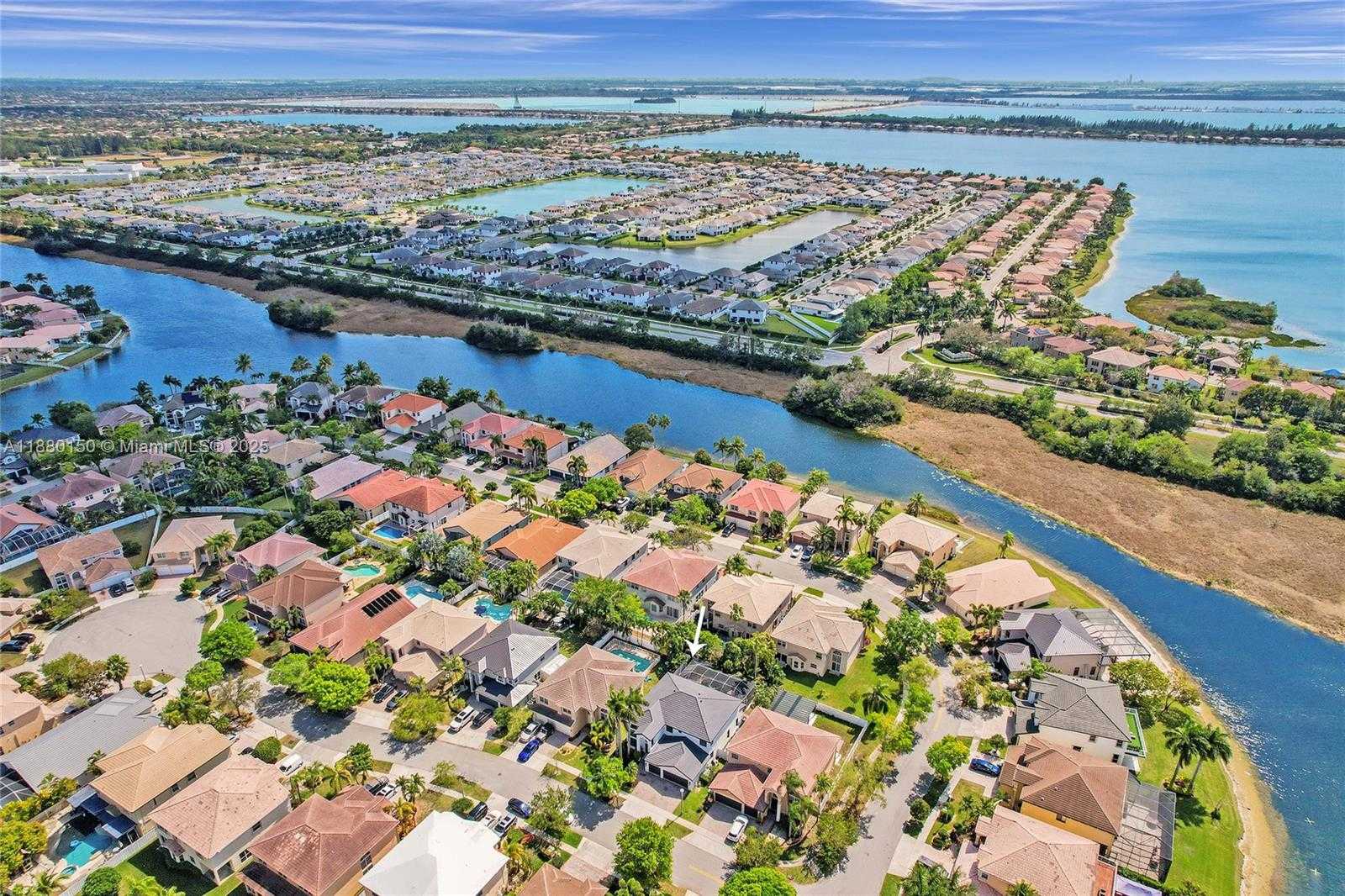Small Image of 17946 SOUTH WEST 35TH DR, Miramar Number 54
