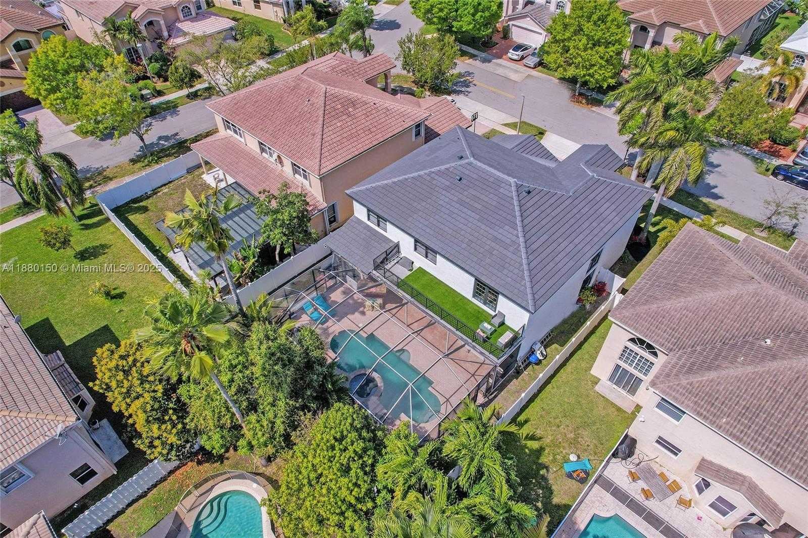 Small Image of 17946 SOUTH WEST 35TH DR, Miramar Number 59