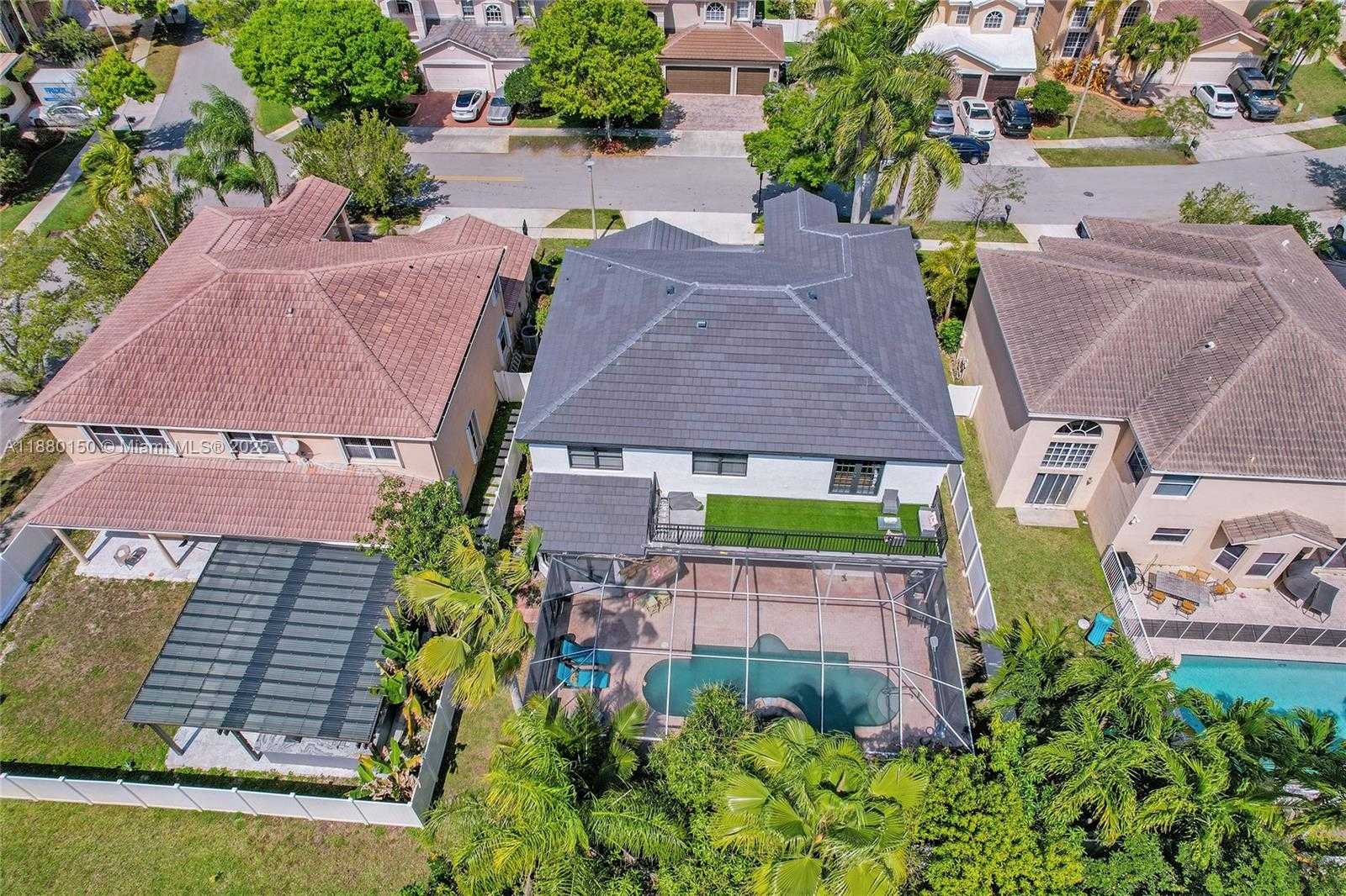 Small Image of 17946 SOUTH WEST 35TH DR, Miramar Number 62