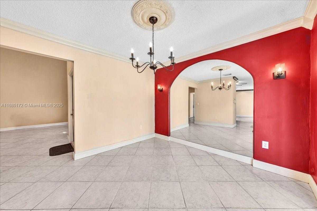 Small Image of 4830 SOUTH WEST 152ND WAY, Miramar Number 15