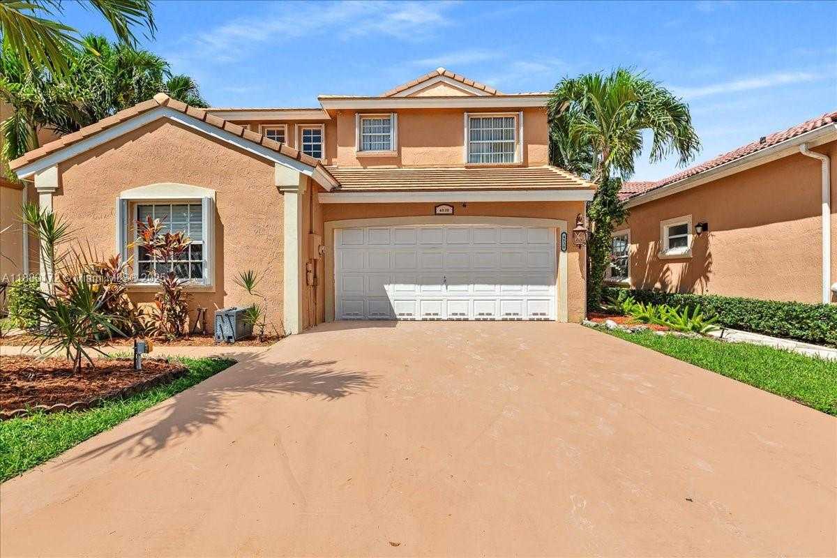 Small Image of 4830 SOUTH WEST 152ND WAY, Miramar Number 2