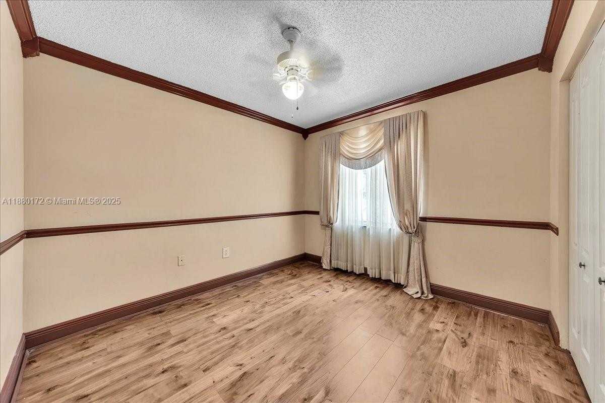 Small Image of 4830 SOUTH WEST 152ND WAY, Miramar Number 20