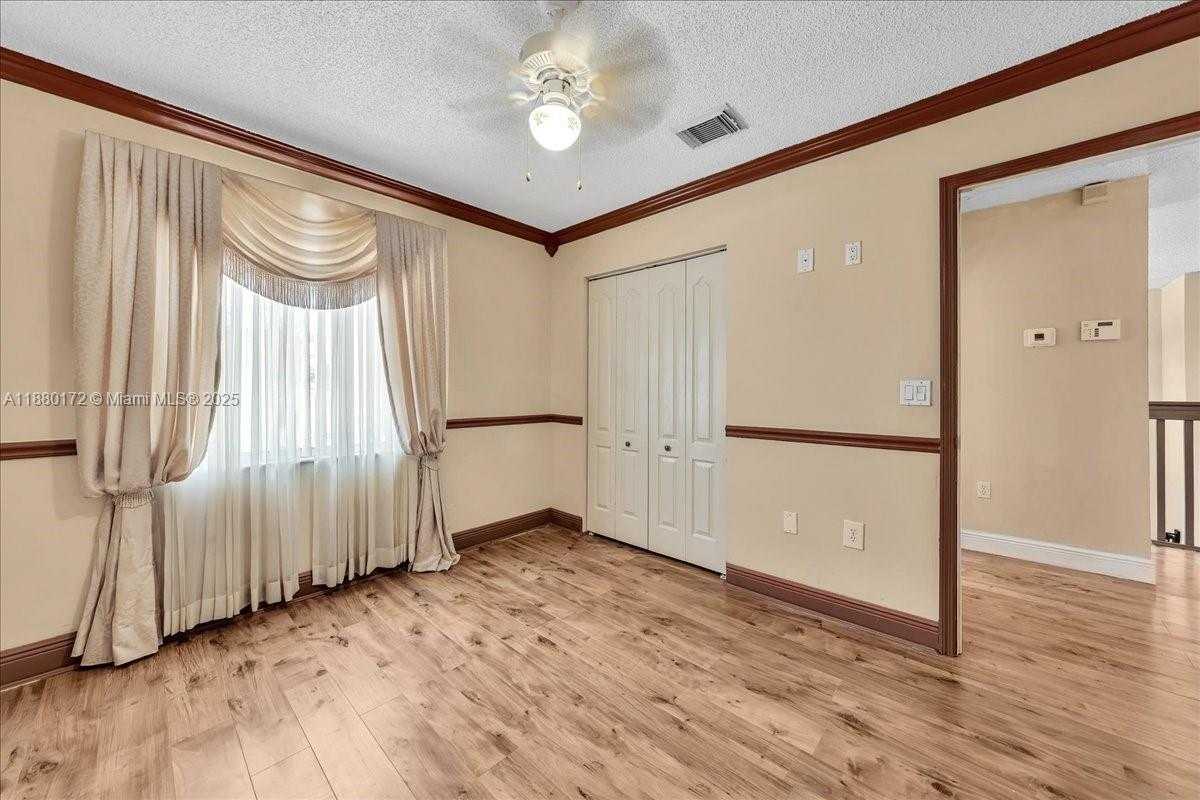 Small Image of 4830 SOUTH WEST 152ND WAY, Miramar Number 21