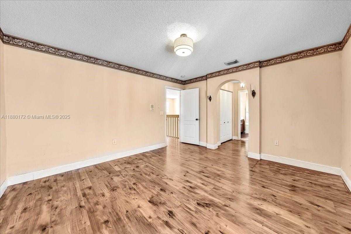 Small Image of 4830 SOUTH WEST 152ND WAY, Miramar Number 24