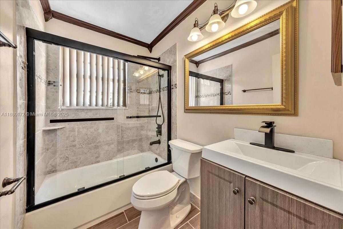 Small Image of 4830 SOUTH WEST 152ND WAY, Miramar Number 26