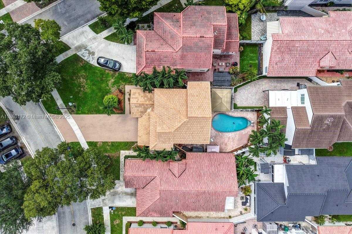 Small Image of 4830 SOUTH WEST 152ND WAY, Miramar Number 43