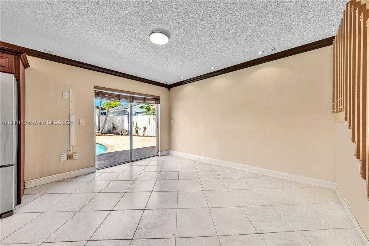 Small Image of 4830 SOUTH WEST 152ND WAY, Miramar Number 7