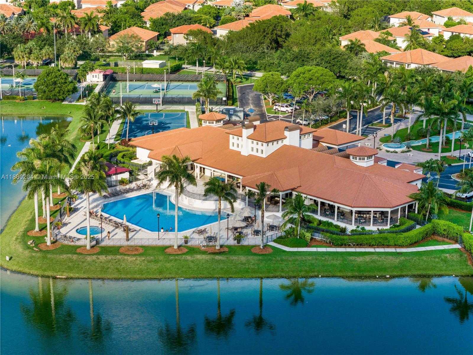 Small Image of 18868 SOUTH WEST 80TH CT, Cutler Bay Number 43