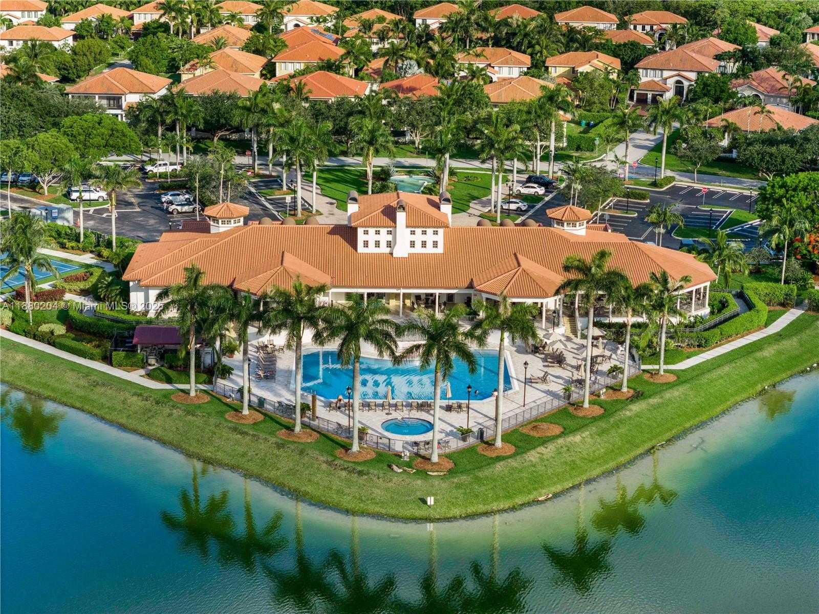 Small Image of 18868 SOUTH WEST 80TH CT, Cutler Bay Number 44