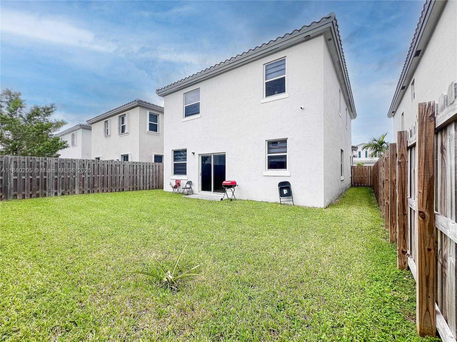 Small Image of 1420 SOUTH EAST 26TH RD, Homestead Number 21