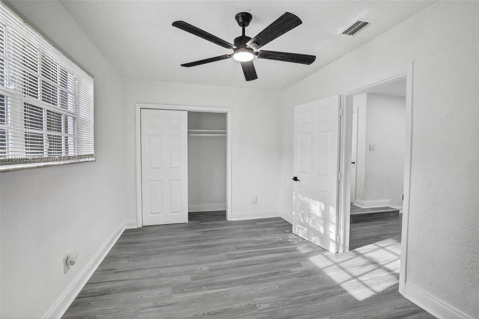 Small Image of 7120 ALLEN ST, Hollywood Number 14