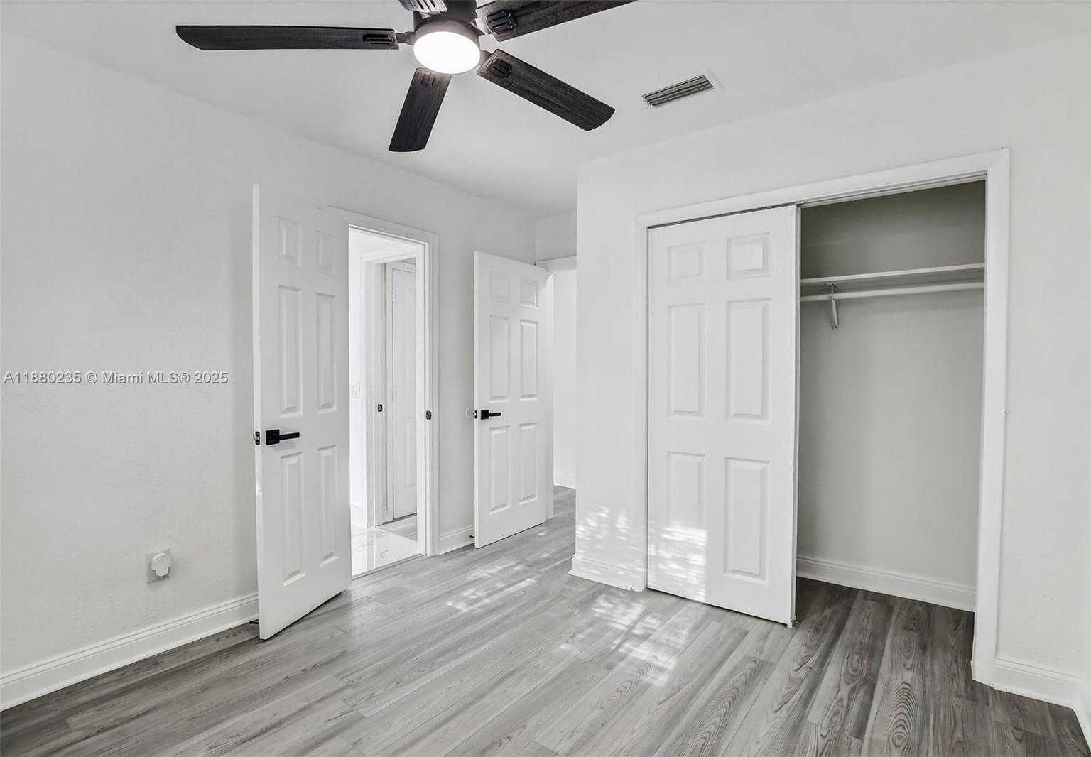 Small Image of 7120 ALLEN ST, Hollywood Number 19
