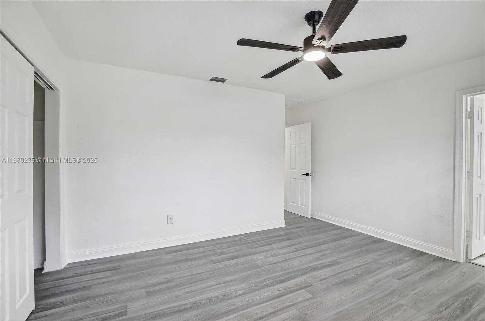 Small Image of 7120 ALLEN ST, Hollywood Number 25