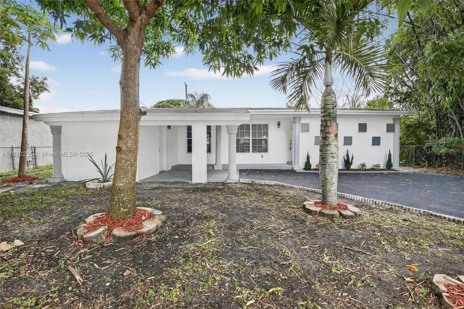 Small Image of 7120 ALLEN ST, Hollywood Number 40