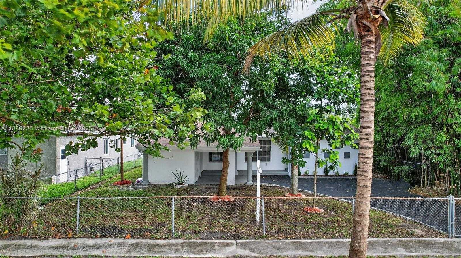 Small Image of 7120 ALLEN ST, Hollywood Number 41