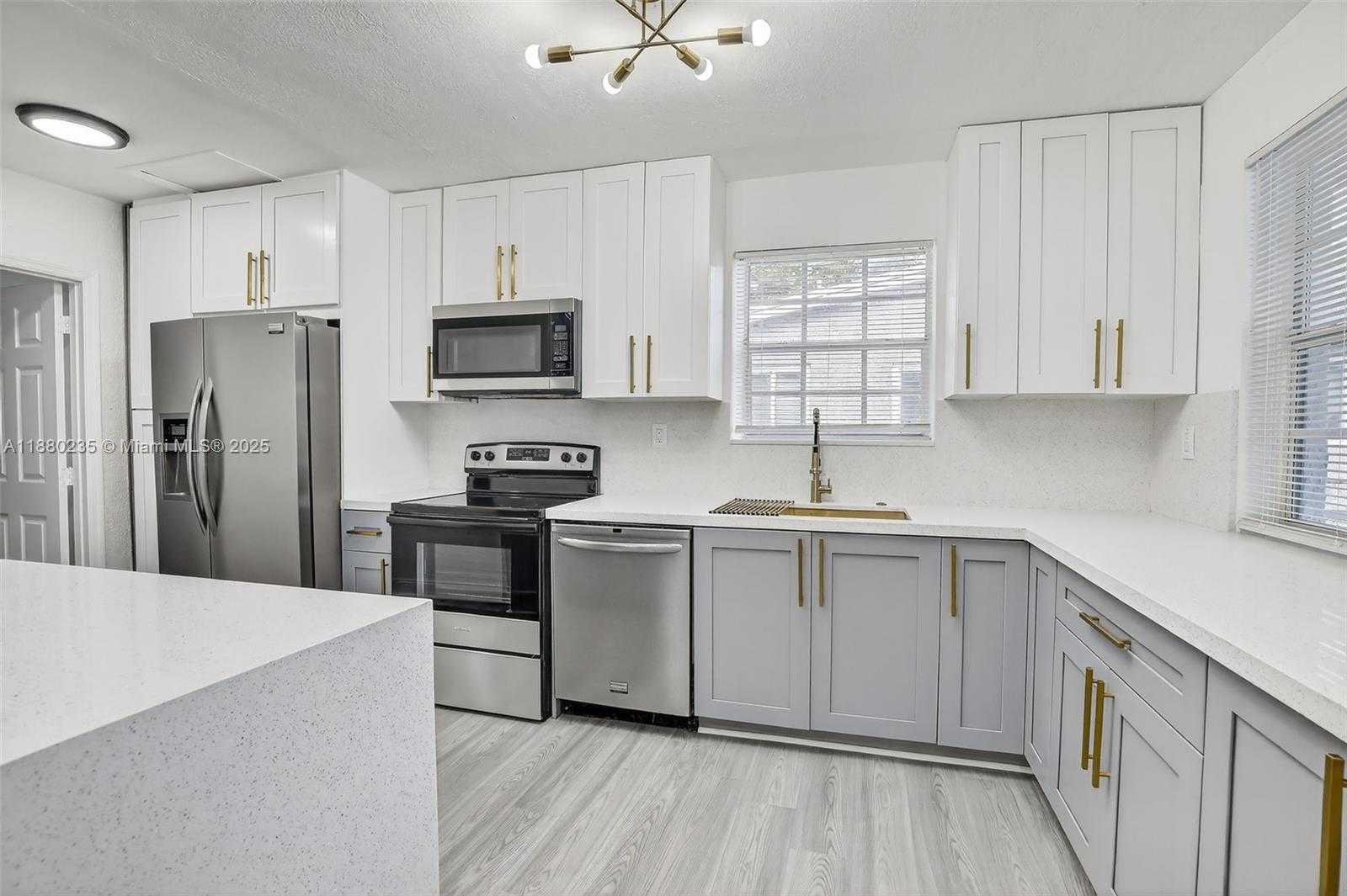 Small Image of 7120 ALLEN ST, Hollywood Number 8