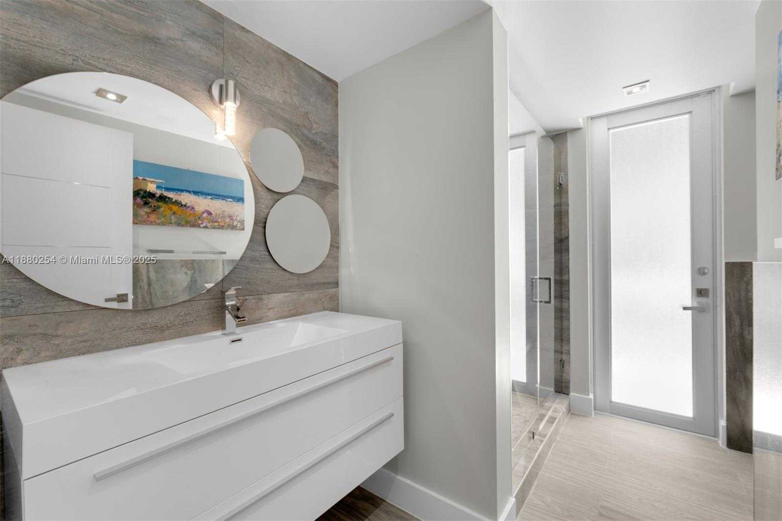 Small Image of 172 VENETIAN DR, Islamorada Number 14