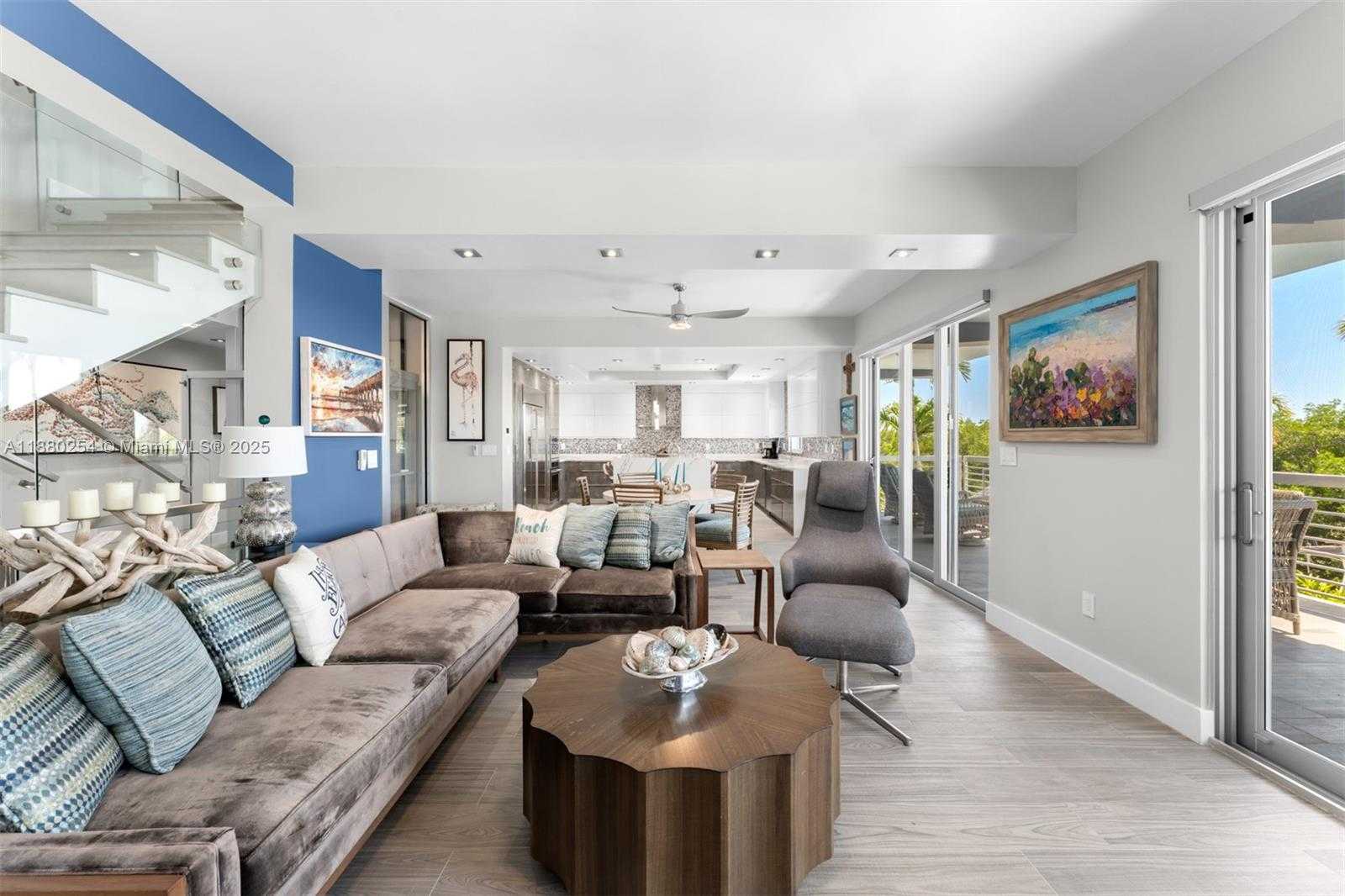 Small Image of 172 VENETIAN DR, Islamorada Number 28