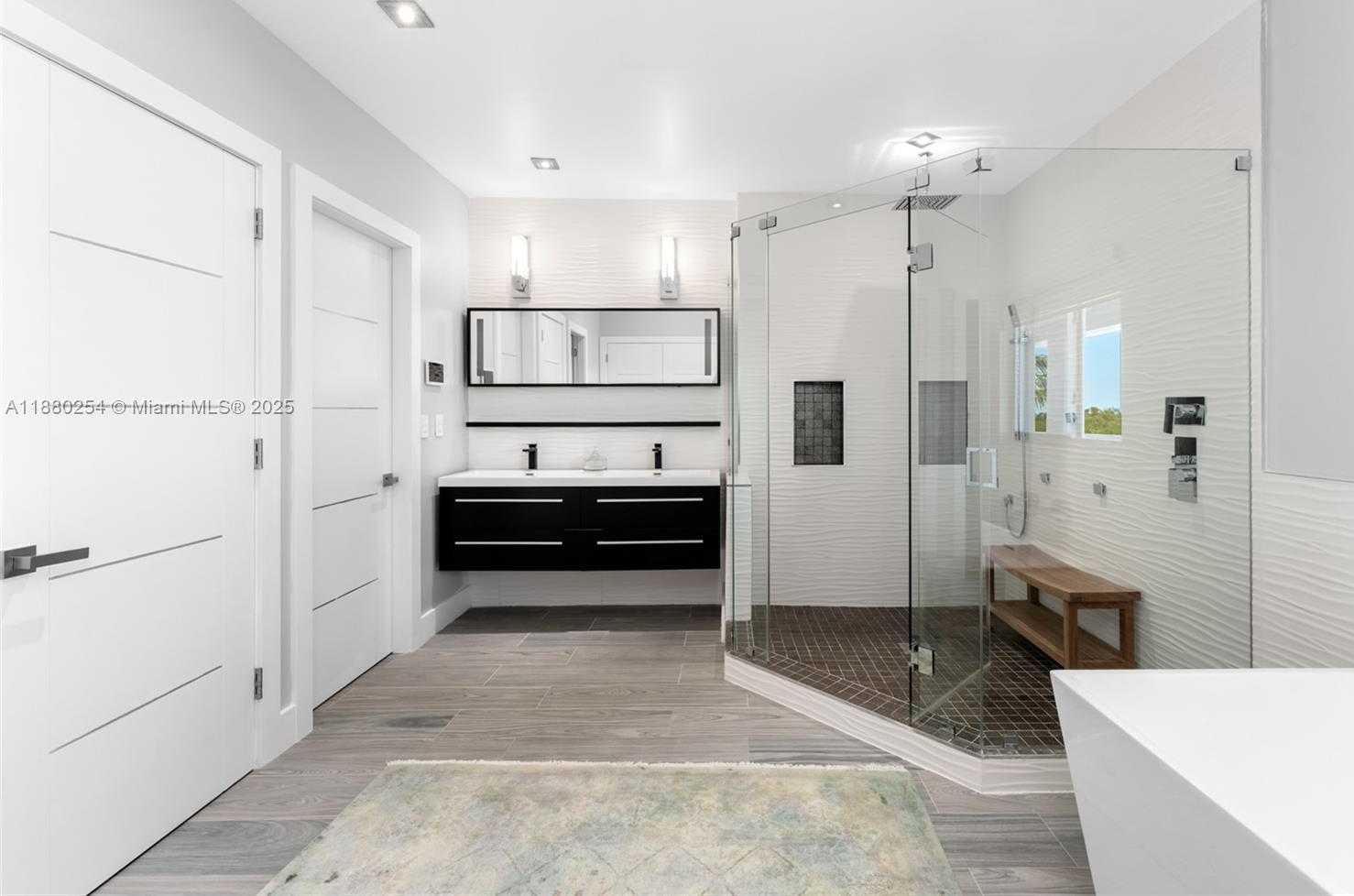 Small Image of 172 VENETIAN DR, Islamorada Number 43