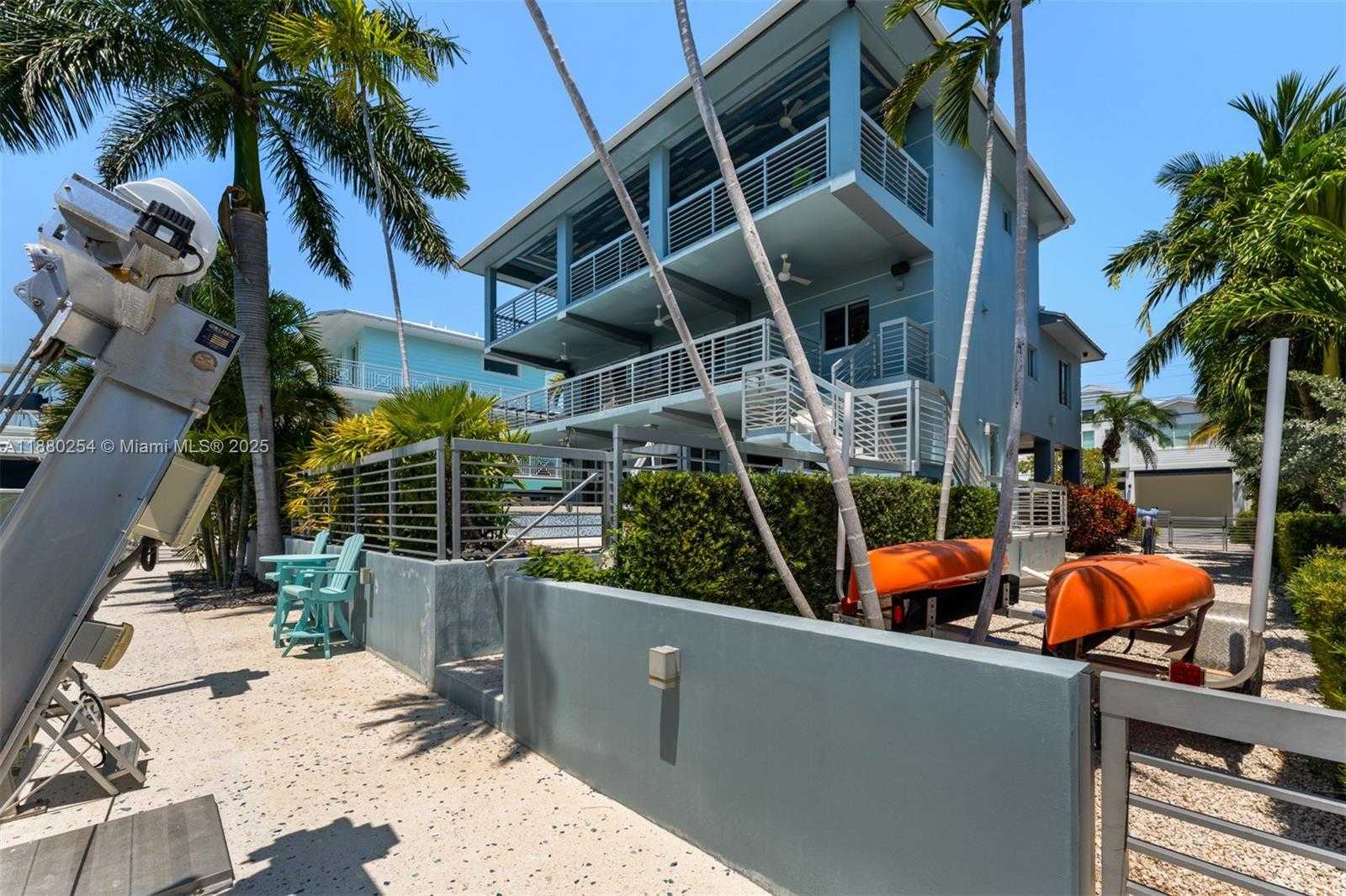 Small Image of 172 VENETIAN DR, Islamorada Number 49