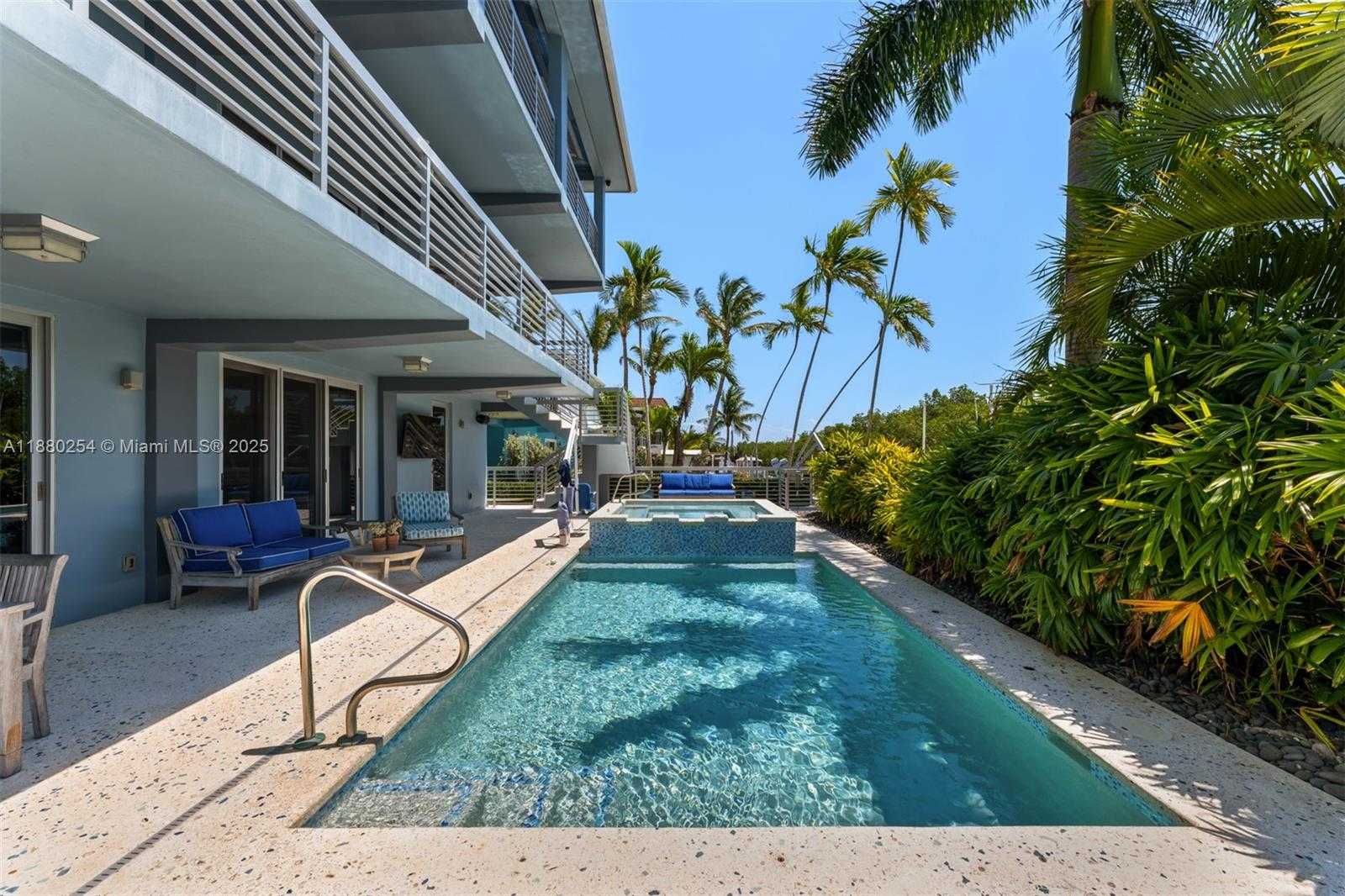 Small Image of 172 VENETIAN DR, Islamorada Number 5
