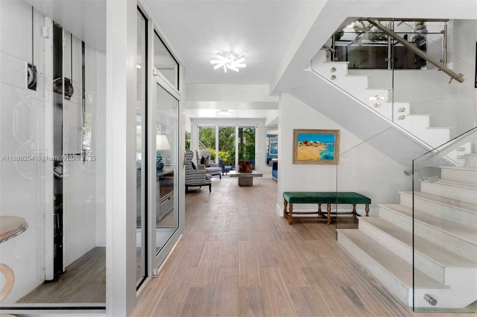Small Image of 172 VENETIAN DR, Islamorada Number 6
