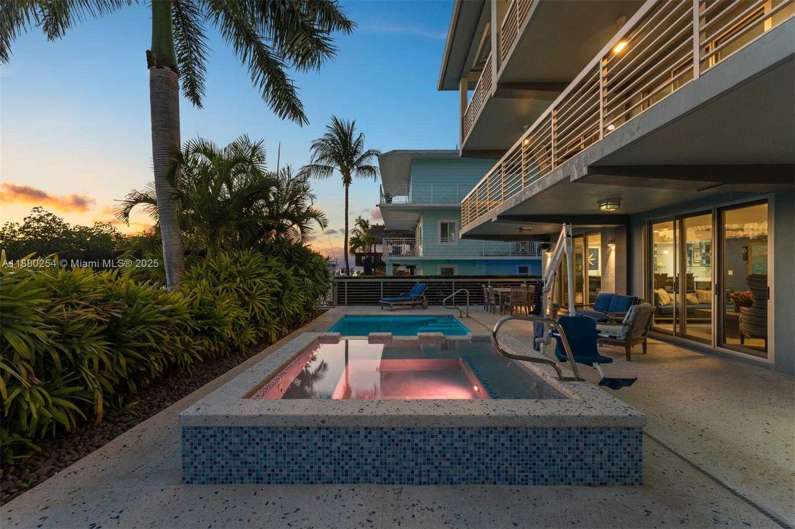 Small Image of 172 VENETIAN DR, Islamorada Number 61