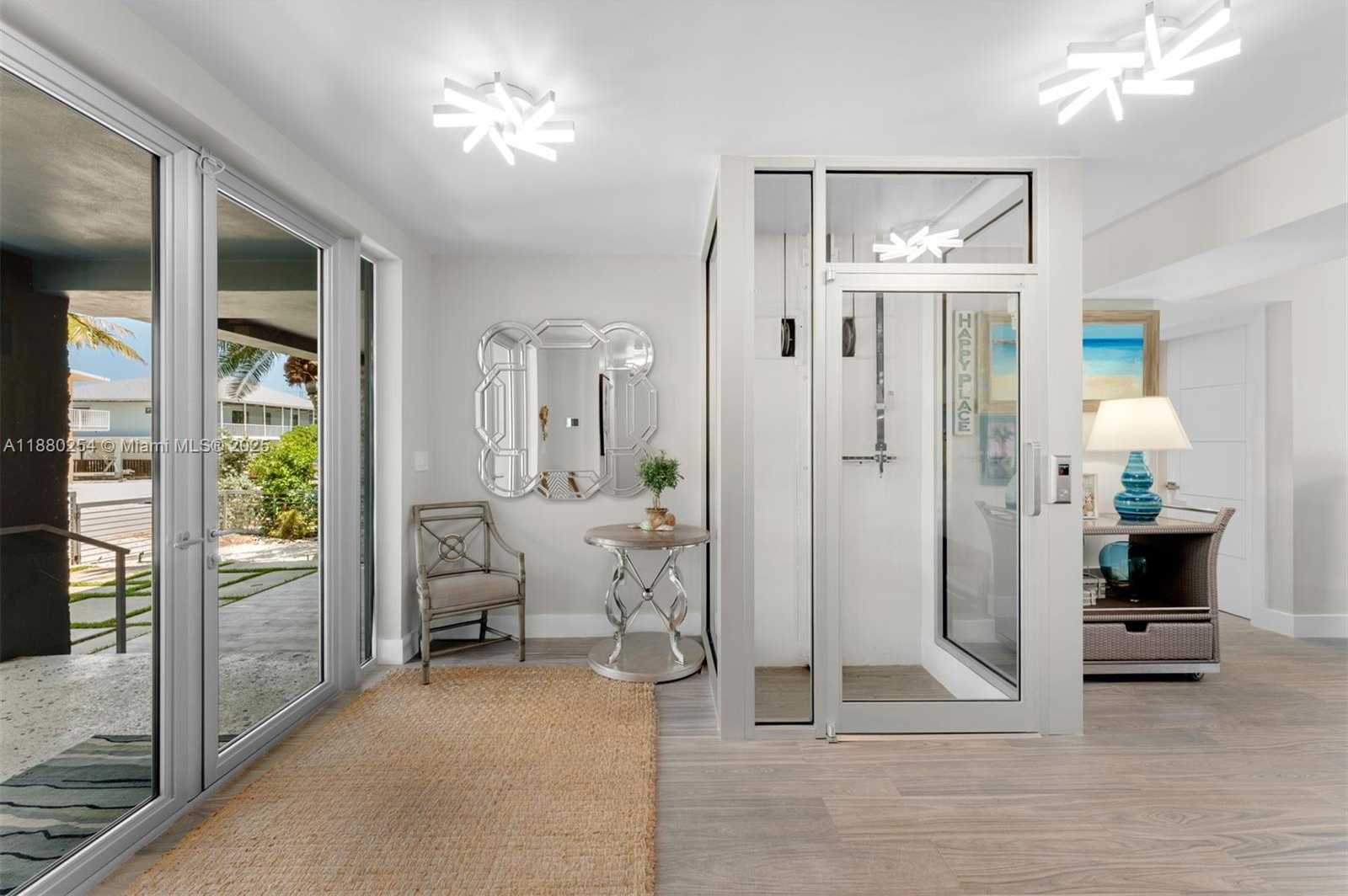 Small Image of 172 VENETIAN DR, Islamorada Number 8