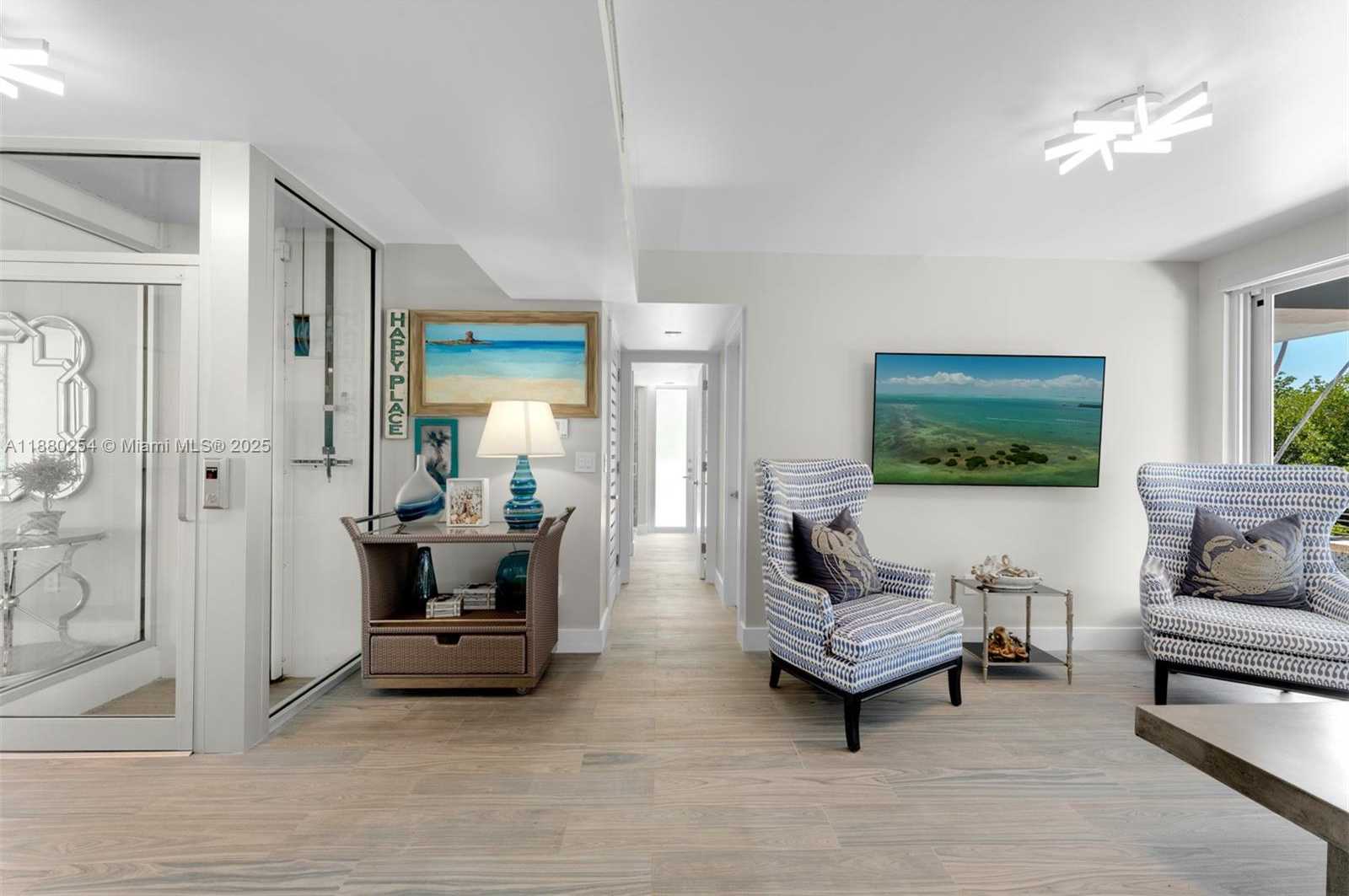 Small Image of 172 VENETIAN DR, Islamorada Number 9