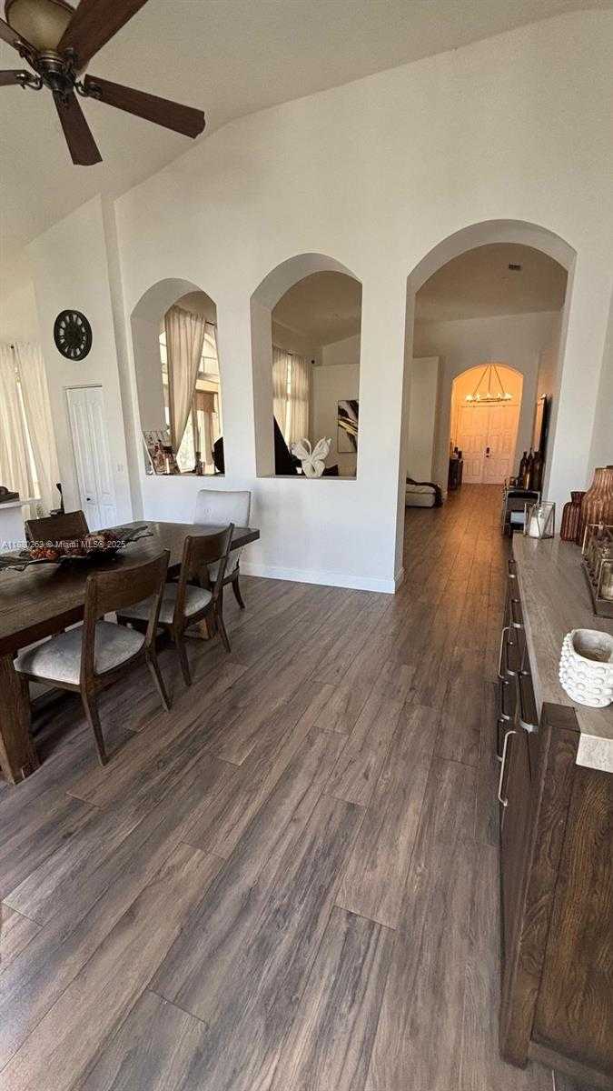 Small Image of 3015 SOUTH WEST 135TH AVE, Miramar Number 11