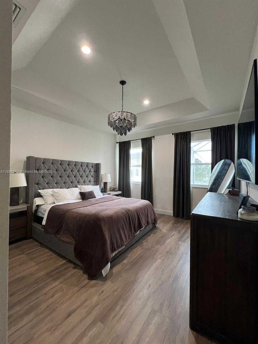 Small Image of 3015 SOUTH WEST 135TH AVE, Miramar Number 18