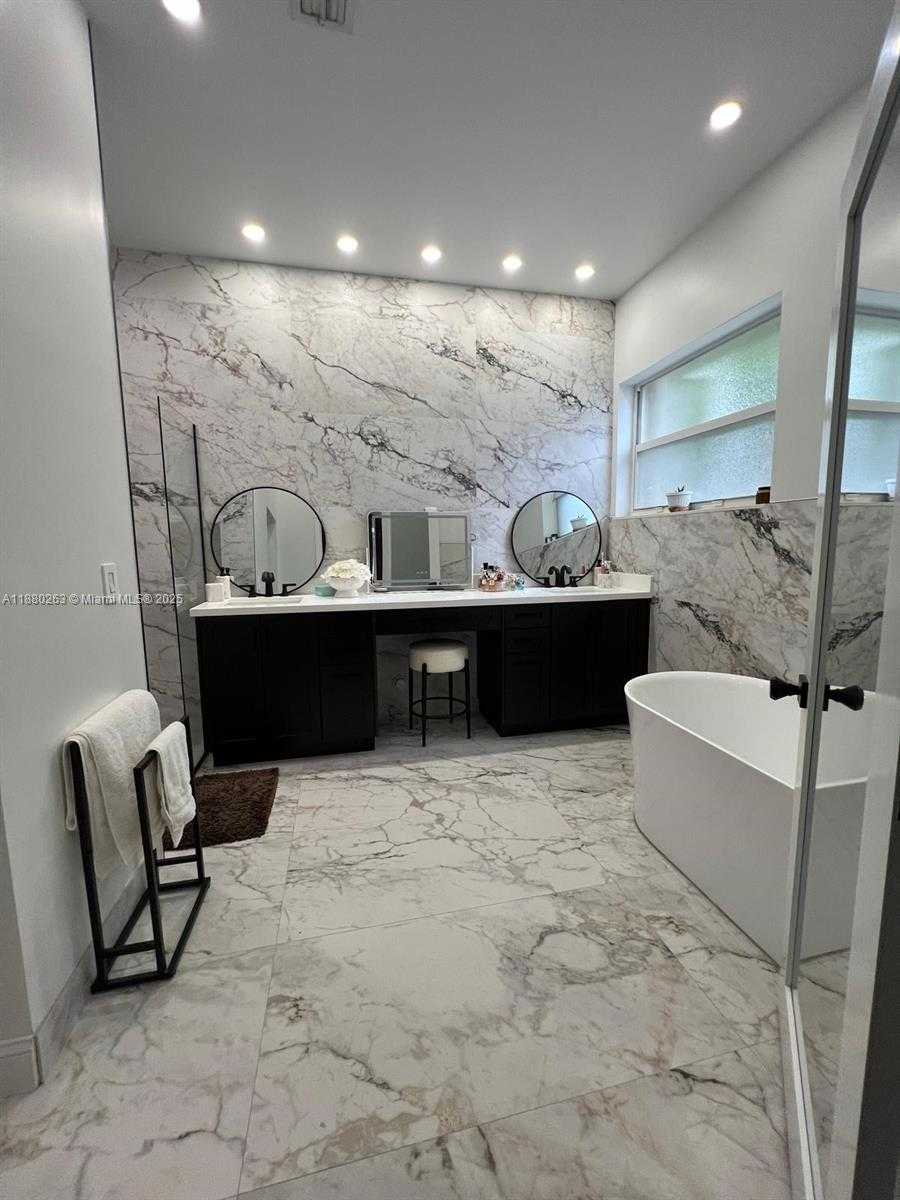 Small Image of 3015 SOUTH WEST 135TH AVE, Miramar Number 22