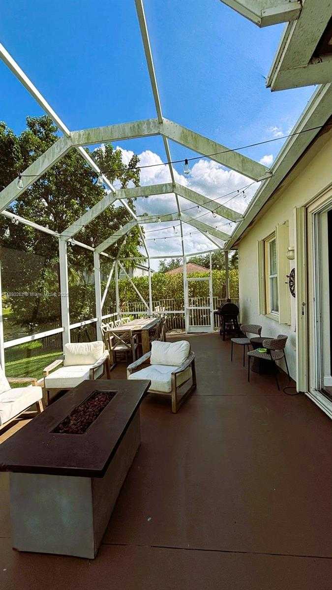 Small Image of 3015 SOUTH WEST 135TH AVE, Miramar Number 38