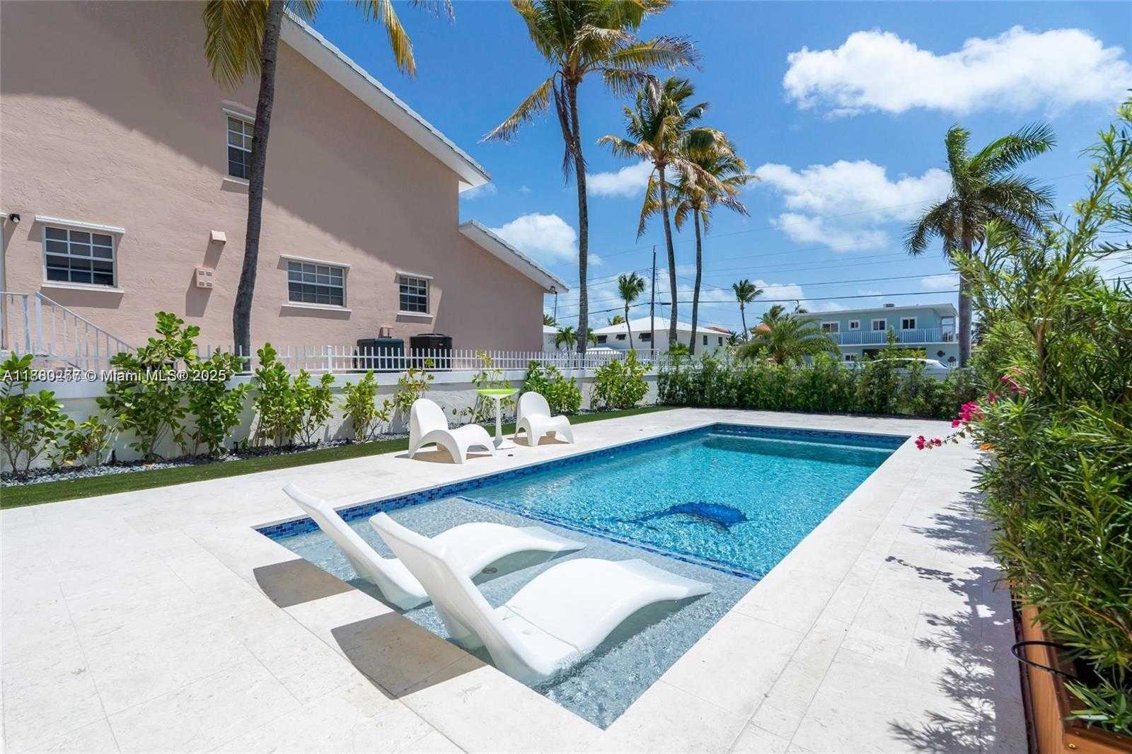 Small Image of 238 238 ATLANTIC BLVD, Key Largo Number 59