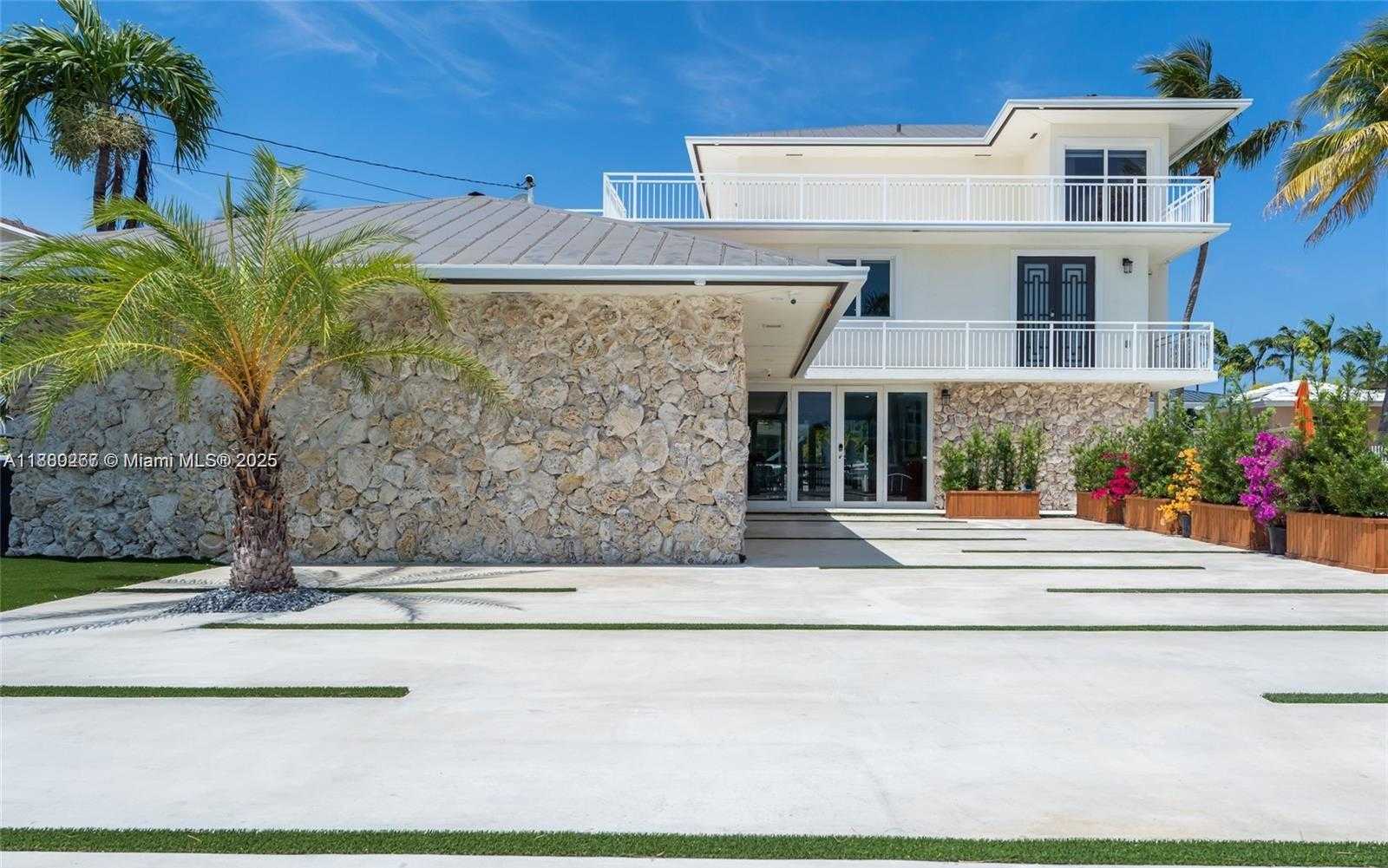 Small Image of 238 238 ATLANTIC BLVD, Key Largo Number 64