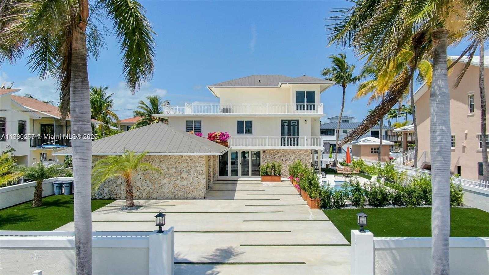 Small Image of 238 238 ATLANTIC BLVD, Key Largo Number 67