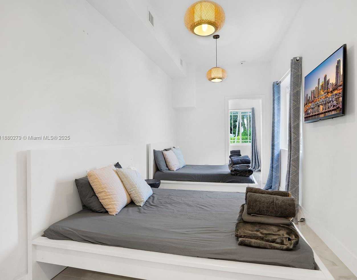 Small Image of 6 NORTH EAST 50TH ST, Miami Number 18