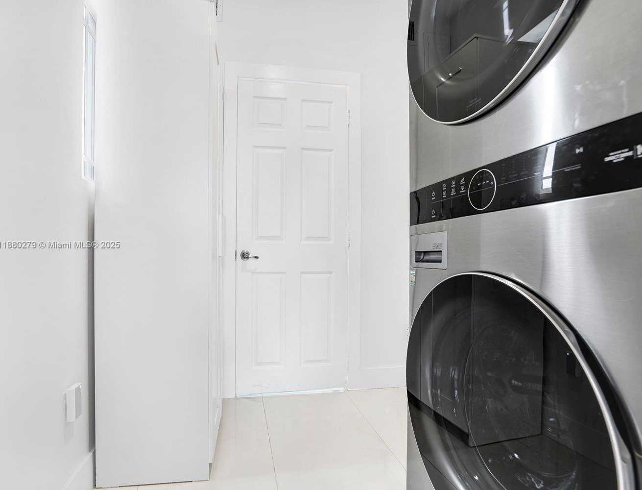 Small Image of 6 NORTH EAST 50TH ST, Miami Number 27