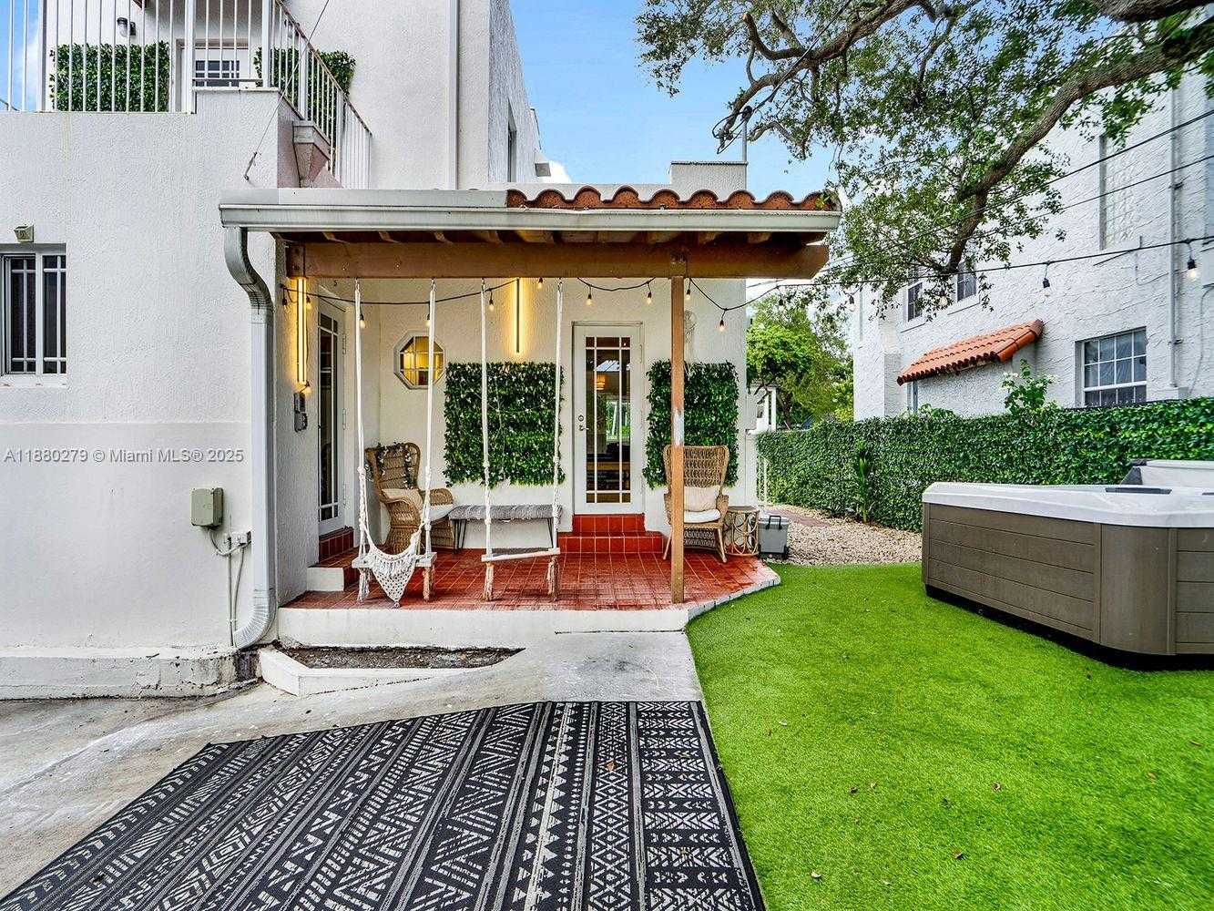 Small Image of 6 NORTH EAST 50TH ST, Miami Number 31