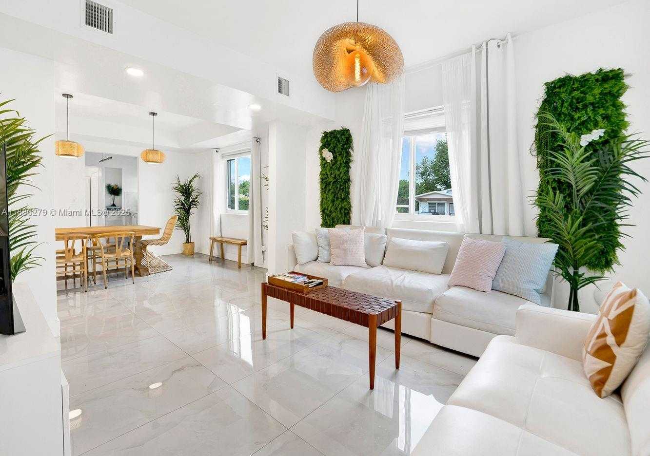Small Image of 6 NORTH EAST 50TH ST, Miami Number 7