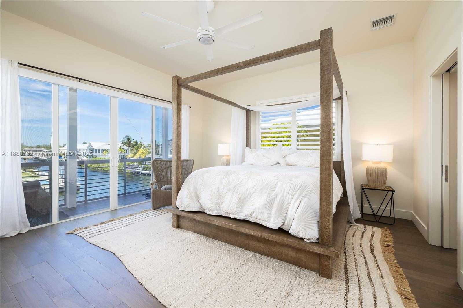 Small Image of 96 WEST PLAZA DEL SOL, Islamorada Number 27