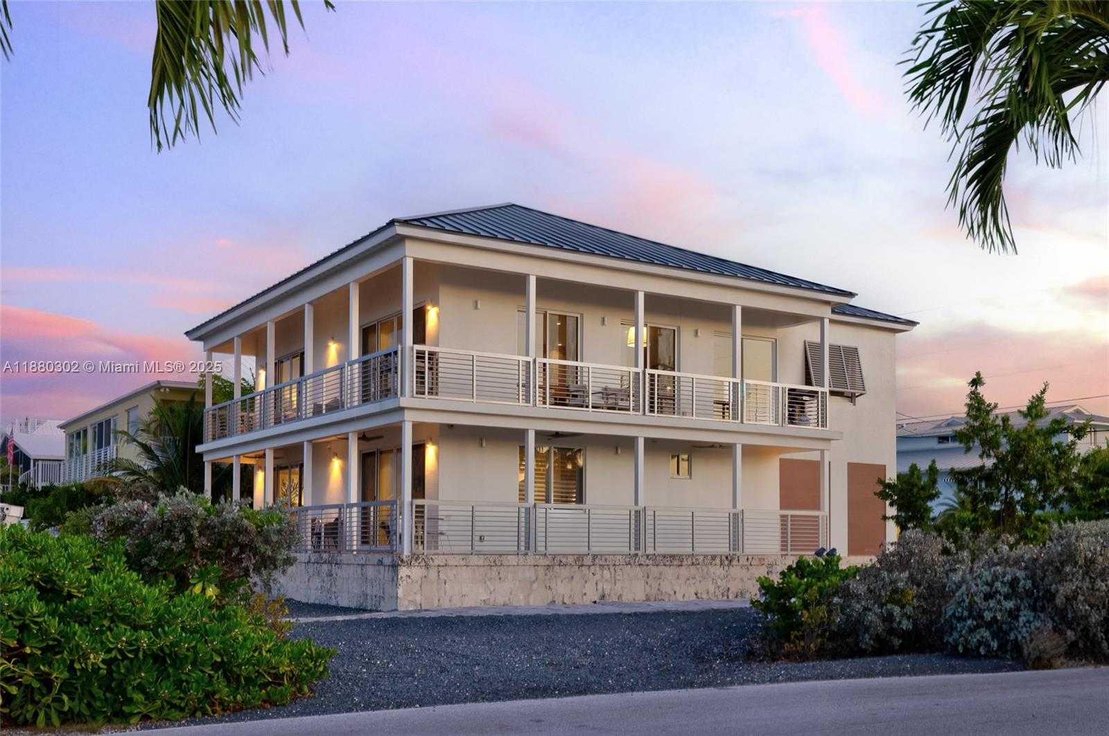 Small Image of 96 WEST PLAZA DEL SOL, Islamorada Number 42