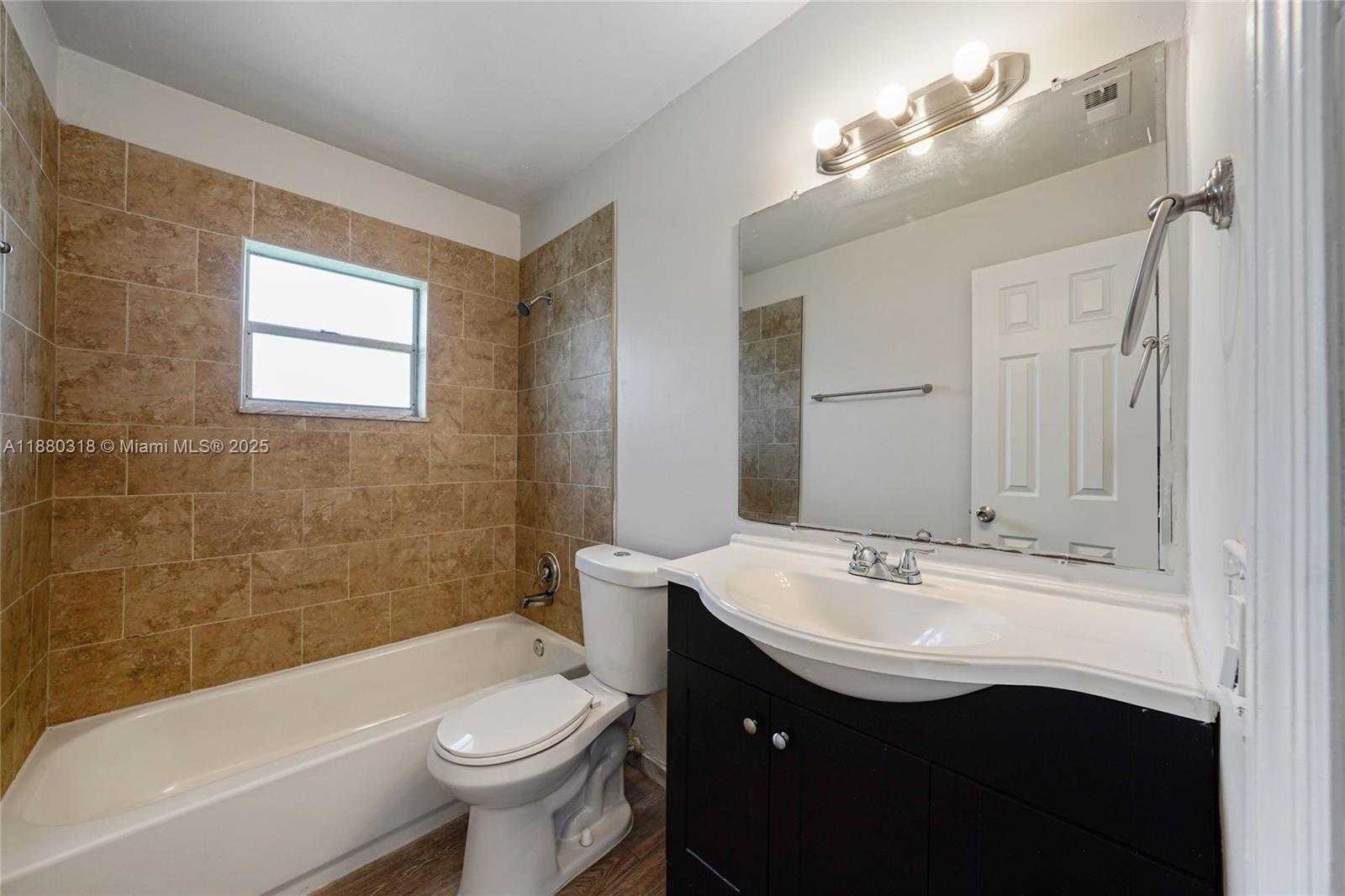 Small Image of 1000 NORTH WEST 17TH AVE, Boca Raton Number 27